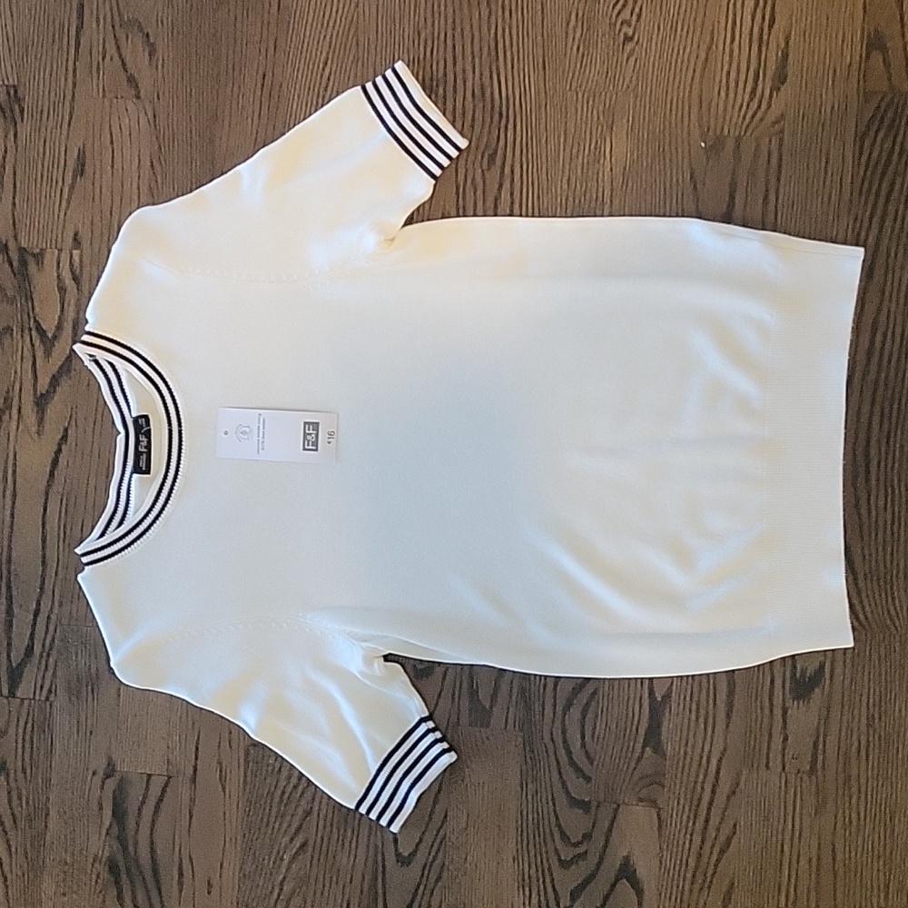 NWT Knit Short Sleeve White Shirt